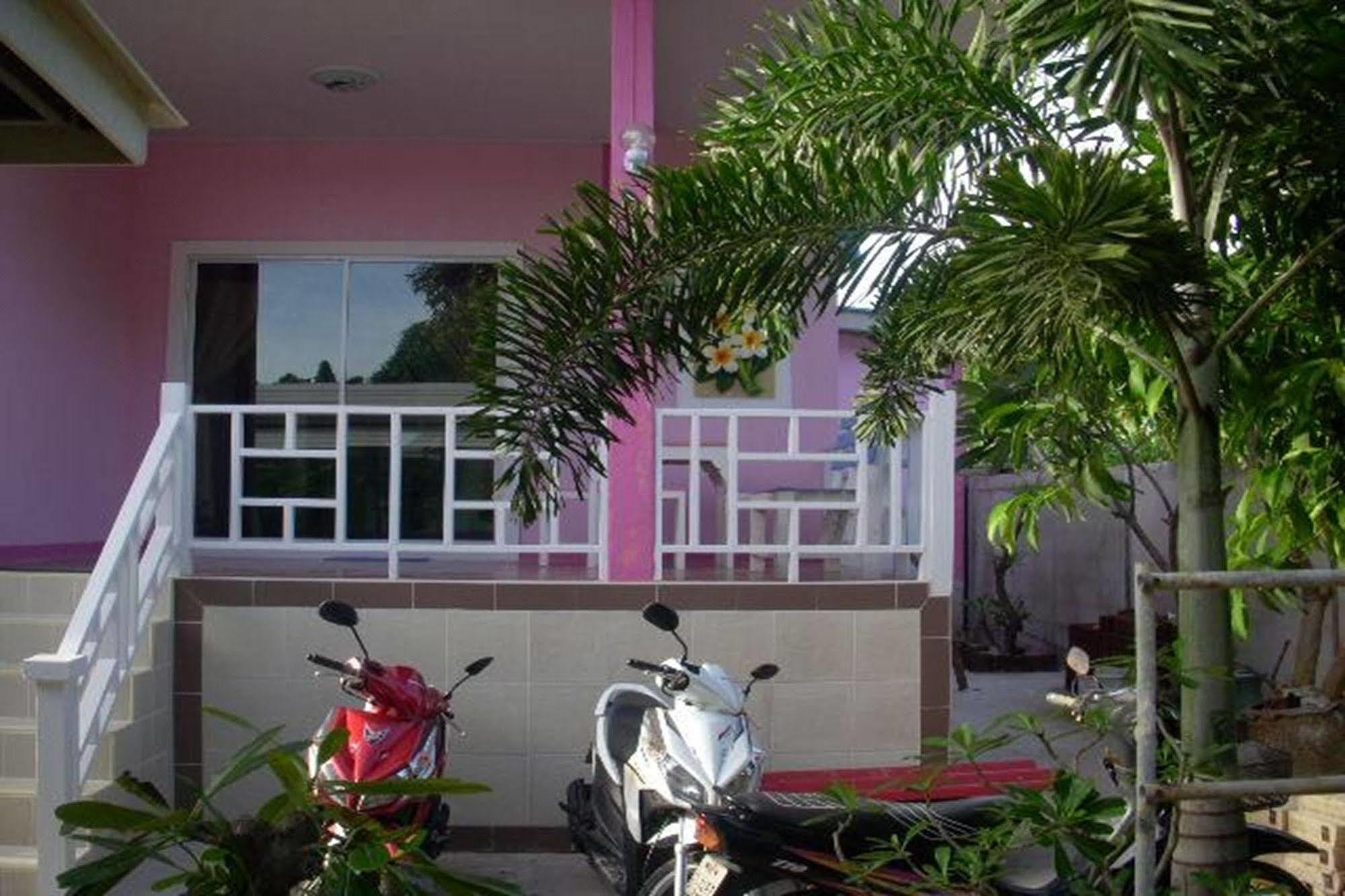 Baan Kaneang Ko Lan Exteriér fotografie